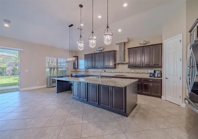Photo 3 of Single family home for sale at 5927 Jasper Glen Dr, Lithia, FL 33547 | MLS# TB8489751 | Listing updated on 2026-07-13