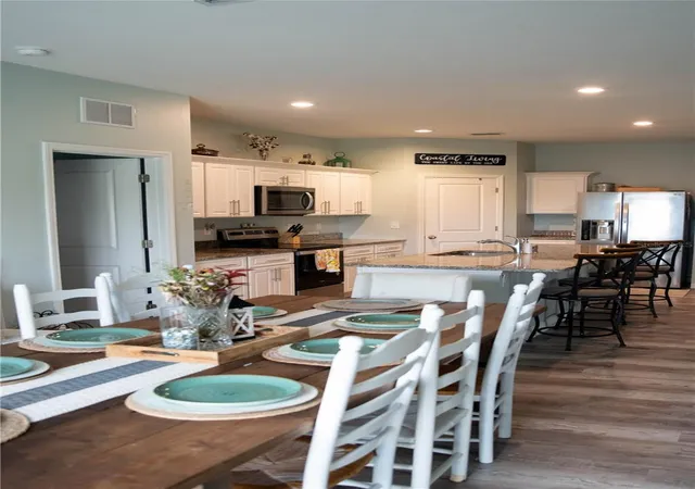 Photo 4 of Single family home for sale at 3021 Blue Shrs Way, New Smyrna Beach, FL 32168 | MLS# NS1087708 | Listing updated on 2026-09-30