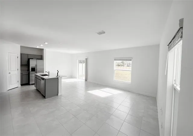 Photo 3 of Single family home for sale at 1658 Teagan Ln, Winter Haven, FL 33884 | MLS# S5146407 | Listing updated on 2026-10-08