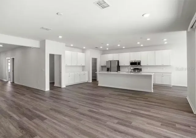 3rd image of 8679 Wildflower Field Ln, Wildwood, FL 34785 | MLS# L4960527