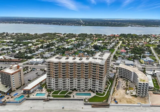 2nd image of 2403 S Atlantic Ave, Daytona Beach, FL 32118