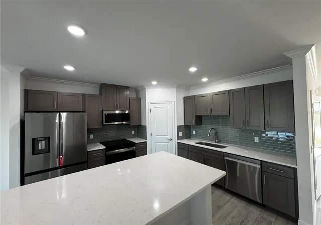 4th image of 10536 Fountain Palm Cir, Bokeelia, FL 33922 | MLS# O6393163
