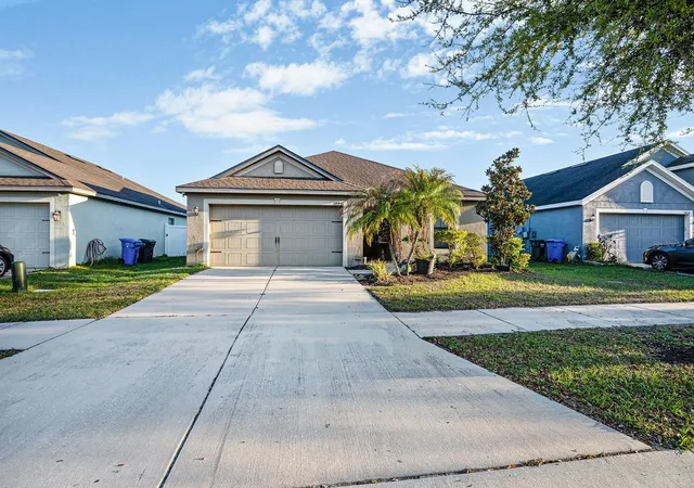 Photo 1 of Single family home for sale at 14456 Alistar Manor Dr, Wimauma, FL 33598 | MLS# TB8489929 | Listing updated on 2026-09-28