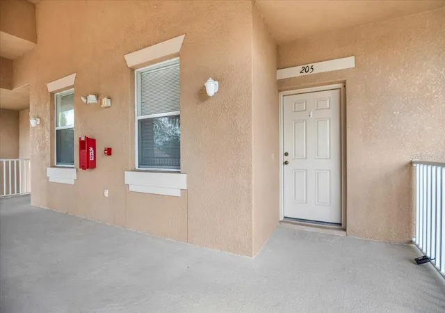 2nd image of 1003 Fairwaycove Ln #205, Bradenton, FL 34212 | MLS# A4687352