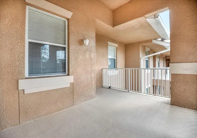 3rd image of 1003 Fairwaycove Ln #205, Bradenton, FL 34212 | MLS# A4687352