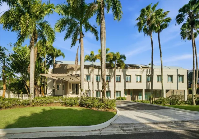 Photo 1 of Mansion for sale at 9 Castaña St, Guaynabo, PR 00968 | MLS# PR9120156 | Listing updated on 2026-03-25