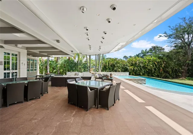 Photo 4 of Single family home for sale at 9 Castaña St, Guaynabo, PR 00968 | MLS# PR9120156 | Listing updated on 2026-03-25