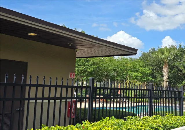 33rd image of 7180 Beek St, Windermere, FL 34786 | MLS# O6393213