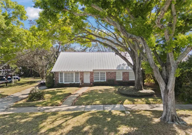 1st image of 502 Hillcrest Ave, Tarpon Springs, FL 34689 | MLS# W7884179