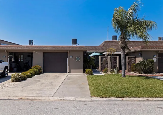 2nd image of 479 Boca Ciega Point Blvd S #1205, St Petersburg, FL 33708 | MLS# TB8489981