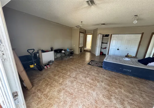 Photo 4 of Single family home for sale at 651 69th Avenue S, Saint Petersburg, FL 33705 | MLS# L4960533 | Listing updated on 2026-10-07