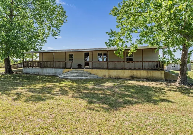 Photo 4 of Manufactured home for sale at 6606 Gator Ranch St, Plant City, FL 33565 | MLS# TB8490007 | Listing updated on 2026-08-27