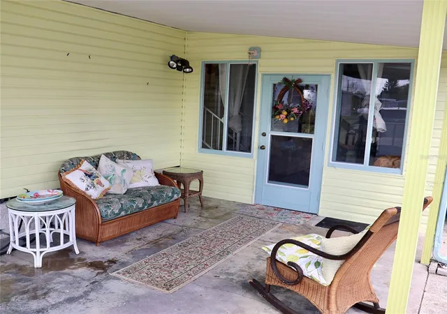 Photo 3 of Manufactured home for sale at 1610 Reynolds Rd #73, Lakeland, FL 33801 | MLS# TB8490036 | Listing updated on 2026-04-18