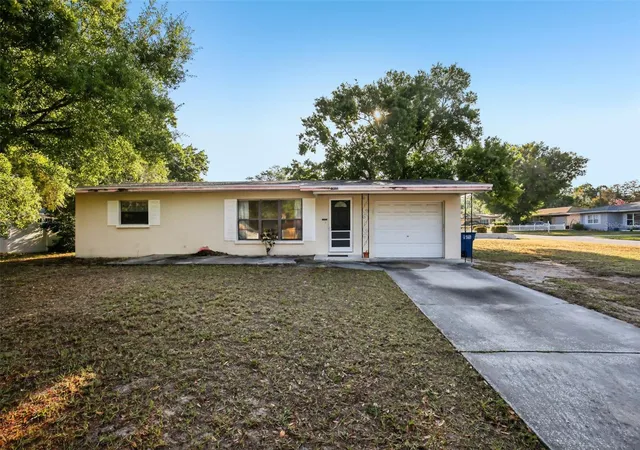 Homes for sale in Clearwater, FL | 1415 Wood Ave, Clearwater, FL 33755 | MLS# TB8490045