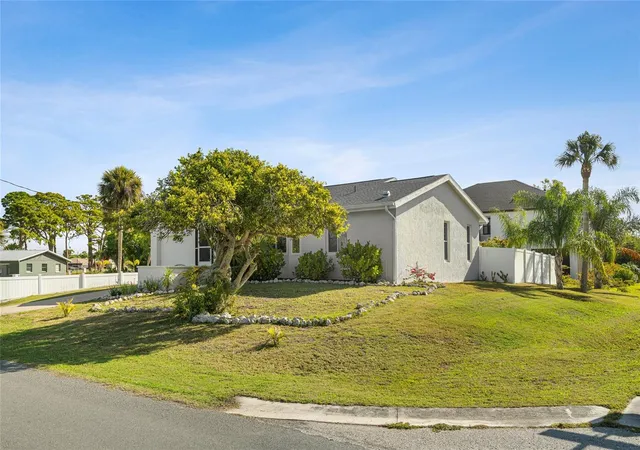 36th image of 2600 Palmetto St, Nokomis, FL 34275 | MLS# A4687370