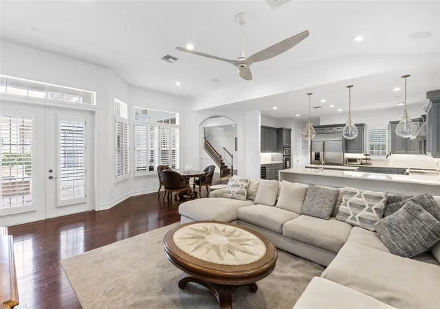 Homes for sale in Orlando, FL | 3884 Lower Park Rd, Orlando, FL 32814 | MLS# O6393290