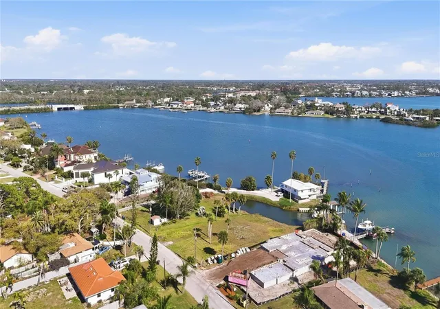 4th image of Bayview Pkwy #0, Nokomis, FL 34275 | MLS# O6393301