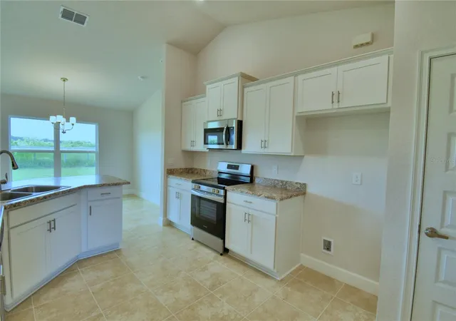 Homes for sale in Auburndale, FL | 4607 Calamint Ln, Auburndale, FL 33823 | MLS# L4960547