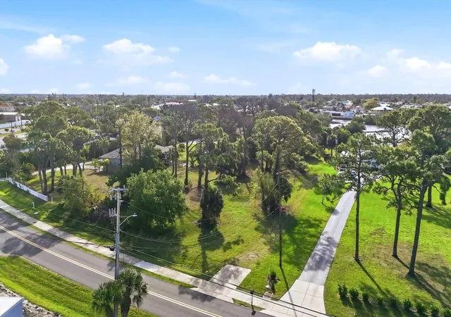 Photo 4 of Land for sale at 1455 Manor Rd, Englewood, FL 34223 | MLS# A4687384 | Listing updated on 2026-06-08
