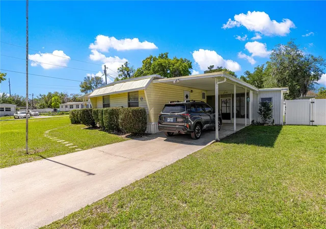 3rd image of 4121 Se 33Rd Pl, Ocala, FL 34480 | MLS# TB8490134