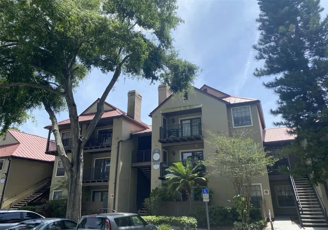 1st image of 246 Afton Sq #203, Altamonte Springs, FL 32714 | MLS# G5110047