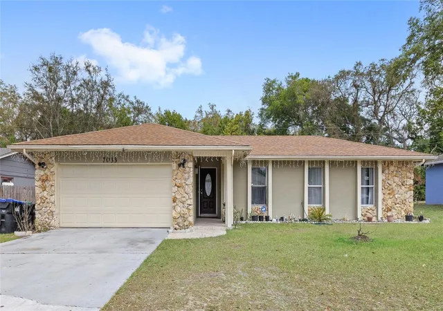Photo 1 of Single family home for sale at 7033 Tallowtree Ln, Orlando, FL 32835 | MLS# O6393318 | Listing updated on 2026-09-16