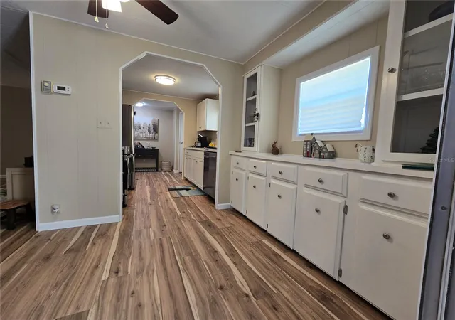 Photo 4 of Manufactured home for sale at 6710 36th Avenue E #145, Palmetto, FL 34221 | MLS# A4687390 | Listing updated on 2026-09-27