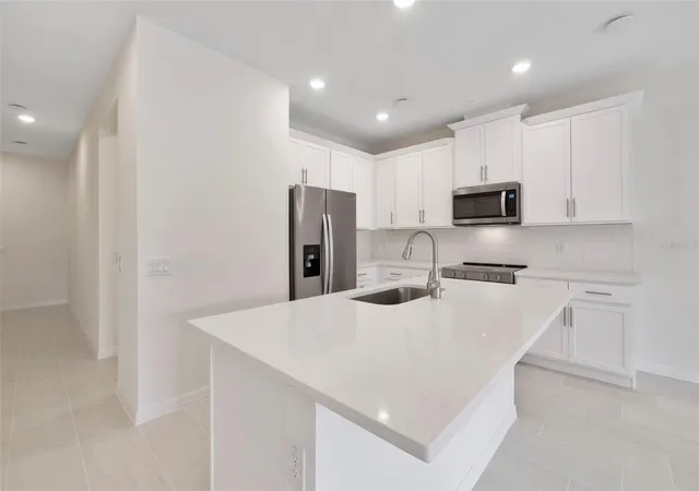 2nd image of 543 Southern Edge Wy, Sanford, FL 32771 | MLS# O6393333