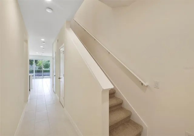 5th image of 543 Southern Edge Wy, Sanford, FL 32771 | MLS# O6393333