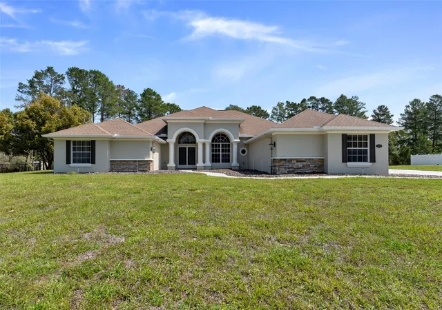 3rd image of 10130 Lazy Days Ct, Weeki Wachee, FL 34613 | MLS# A4687393