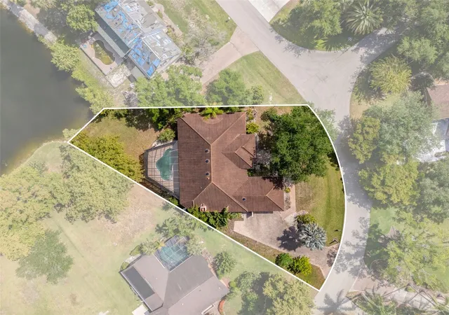 Photo 2 of Single family home for sale at 7214 Hendry Crk Dr, Fort Myers, FL 33908 | MLS# C7523884 | Listing updated on 2026-07-01
