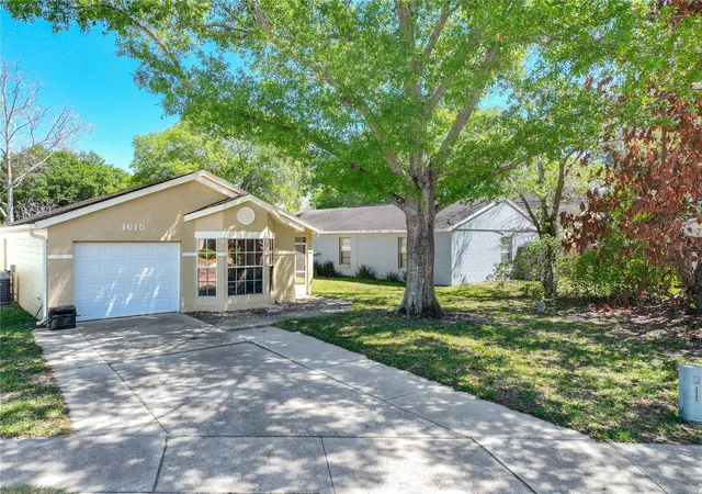 Homes for sale in Apopka, FL | 1615 Callie Ct, Apopka, FL 32703 | MLS# O6393365