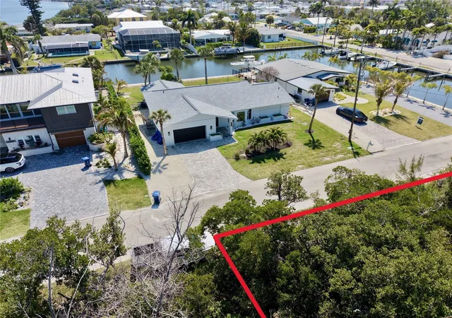 Photo 4 of Land for sale at 28th Street, Holmes Beach, FL 34217 | MLS# A4687412 | Listing updated on 2026-08-26