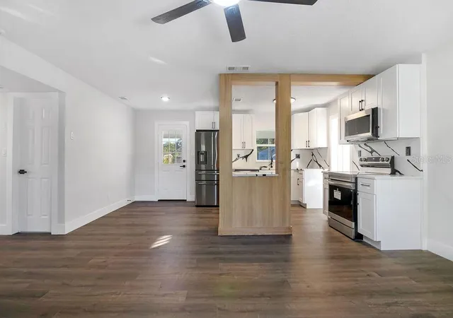 3rd image of 527 Sunrise Dr, Orlando, FL 32803 | MLS# S5146462
