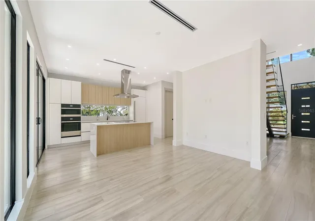 4th image of 1734 Wisconsin Ln, Sarasota, FL 34239 | MLS# A4687427