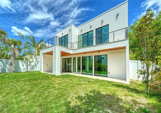 5th image of 1734 Wisconsin Ln, Sarasota, FL 34239 | MLS# A4687427