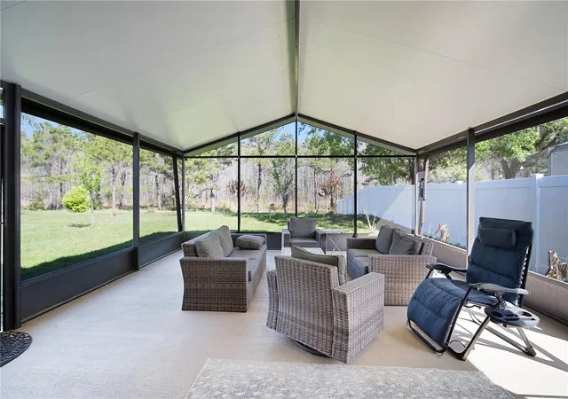 Photo 3 of Sale Pending at 5457 Los Palma Vista Dr, Orlando, FL 32837 | MLS# O6393438 | Listing updated on 2026-04-17