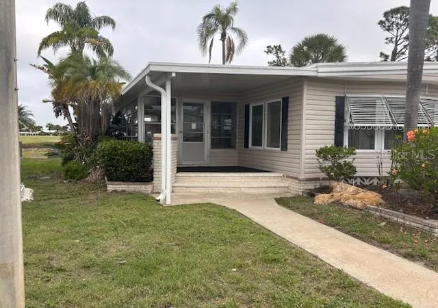 Photo 3 of Manufactured home for sale at 2100 Kings Hwy #781, Punta Gorda, FL 33980 | MLS# C7523900 | Listing updated on 2026-10-05