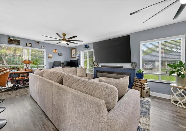 Photo 4 of Single family home for sale at 92 Alberta Ave, Ponce Inlet, FL 32127 | MLS# V4948093 | Listing updated on 2026-09-19