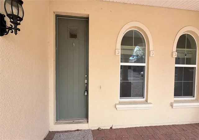 Photo 2 of Single family home for sale at 3879 Shoreside Dr, Kissimmee, FL 34746 | MLS# O6393484 | Listing updated on 2026-09-08