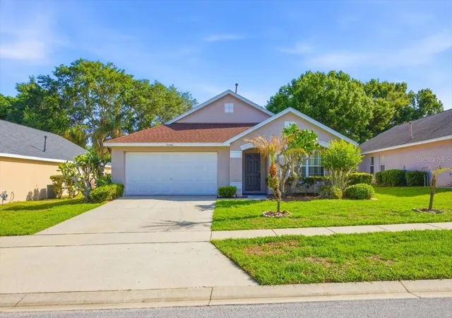 Homes for sale in Clermont, FL | 15702 Bay Vista Dr, Clermont, FL 34714 | MLS# G5110077