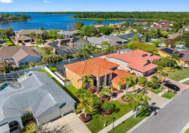 3rd image of 1872 Eagle Trace Blvd, Palm Harbor, FL 34685 | MLS# TB8490315
