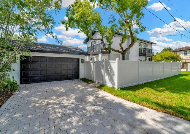 Homes for sale in Tampa, FL | 4902 W San Rafael St, Tampa, FL 33629 | MLS# TB8490321