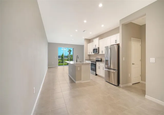 5th image of 2365 Washington Palm Ct, Bradenton, FL 34212 | MLS# A4687451