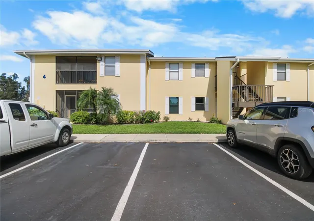 1st image of 3001 58th Ave S #408, Saint Petersburg, FL 33712 | MLS# TB8490330