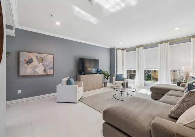 Photo 4 of Townhouse for sale at 4326 Spinnaker Cvs Ln, Tampa, FL 33615 | MLS# TB8490346 | Listing updated on 2026-09-12