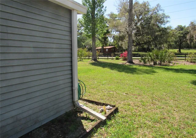 5th image of 13178 Se 47Th Ct, Belleview, FL 34420 | MLS# OM721456