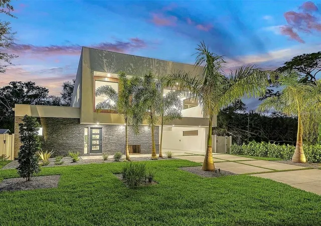 Single family home for sale at 2050 Euclid Ter, SARASOTA, FL 34239 | MLS# A4687473