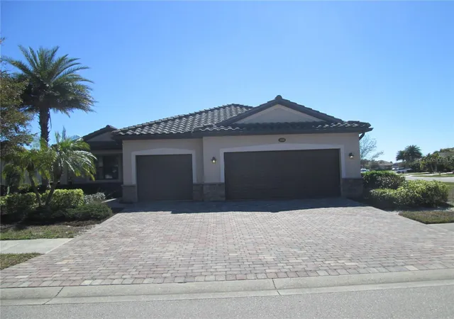 Photo 1 of Single family home for sale at 13235 Amerigo Ln, Venice, FL 34293 | MLS# N6143594 | Listing updated on 2026-10-13