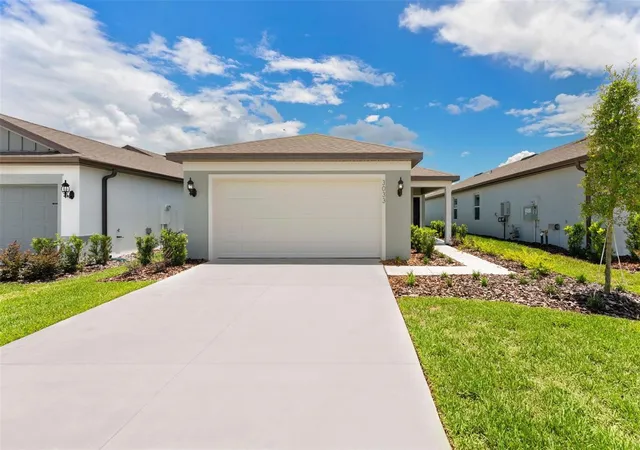 1st image of 3033 Windswept Wy, Wildwood, FL 34785 | MLS# TB8490418